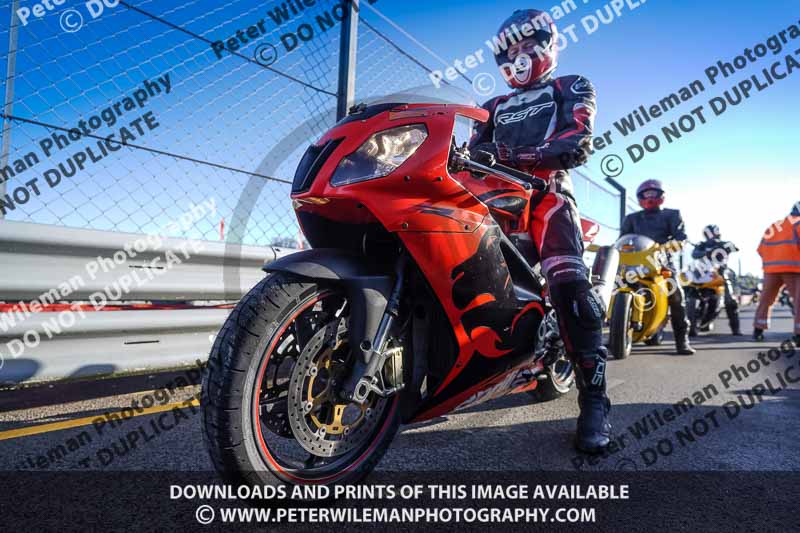 donington no limits trackday;donington park photographs;donington trackday photographs;no limits trackdays;peter wileman photography;trackday digital images;trackday photos